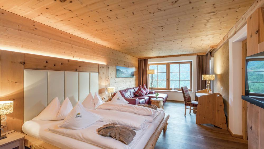 Dandelion Family Suite