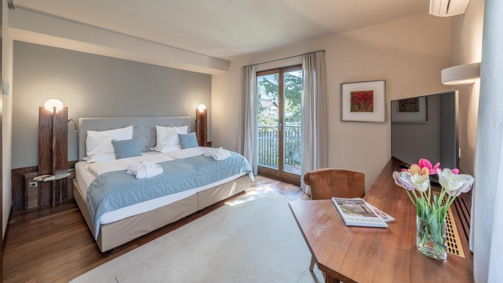 Designer Suite park view