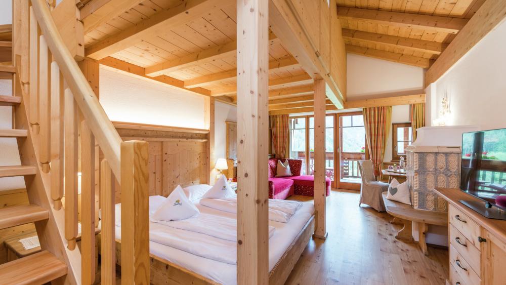 Dandelion Family Suite