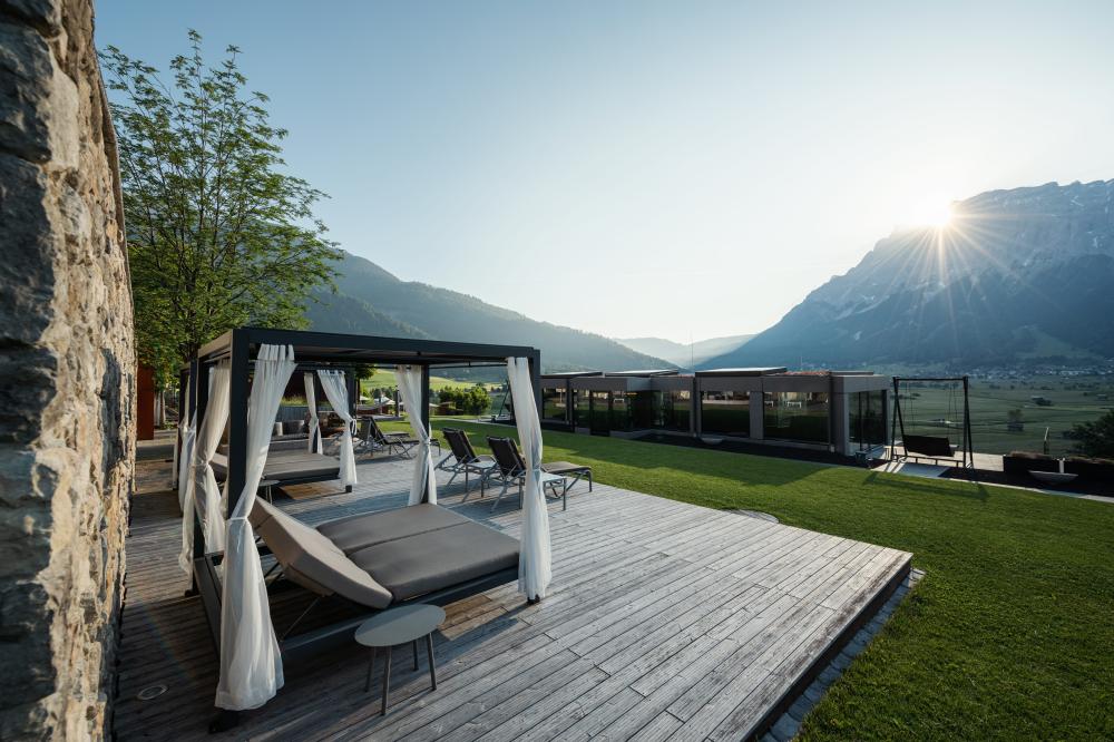 MOHR Opening Special