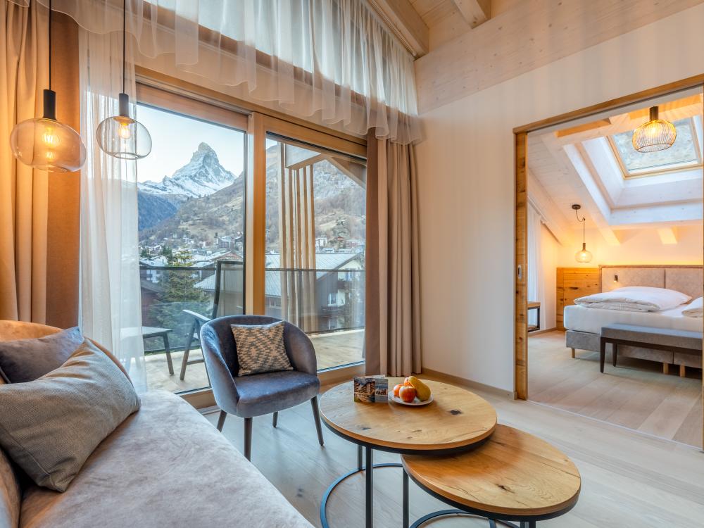 Chambre moderne avec vue sur le Cervin au Resort La Ginabelle Zermatt