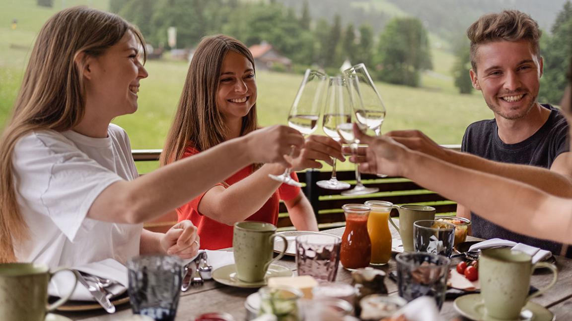 Luxus Appartement mit Bergblick für 1-6 Personen  "Schneerose"