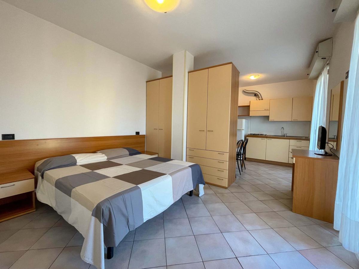 Evangelisti Casa a Bellaria-Igea Marina con camera da letto e cucina