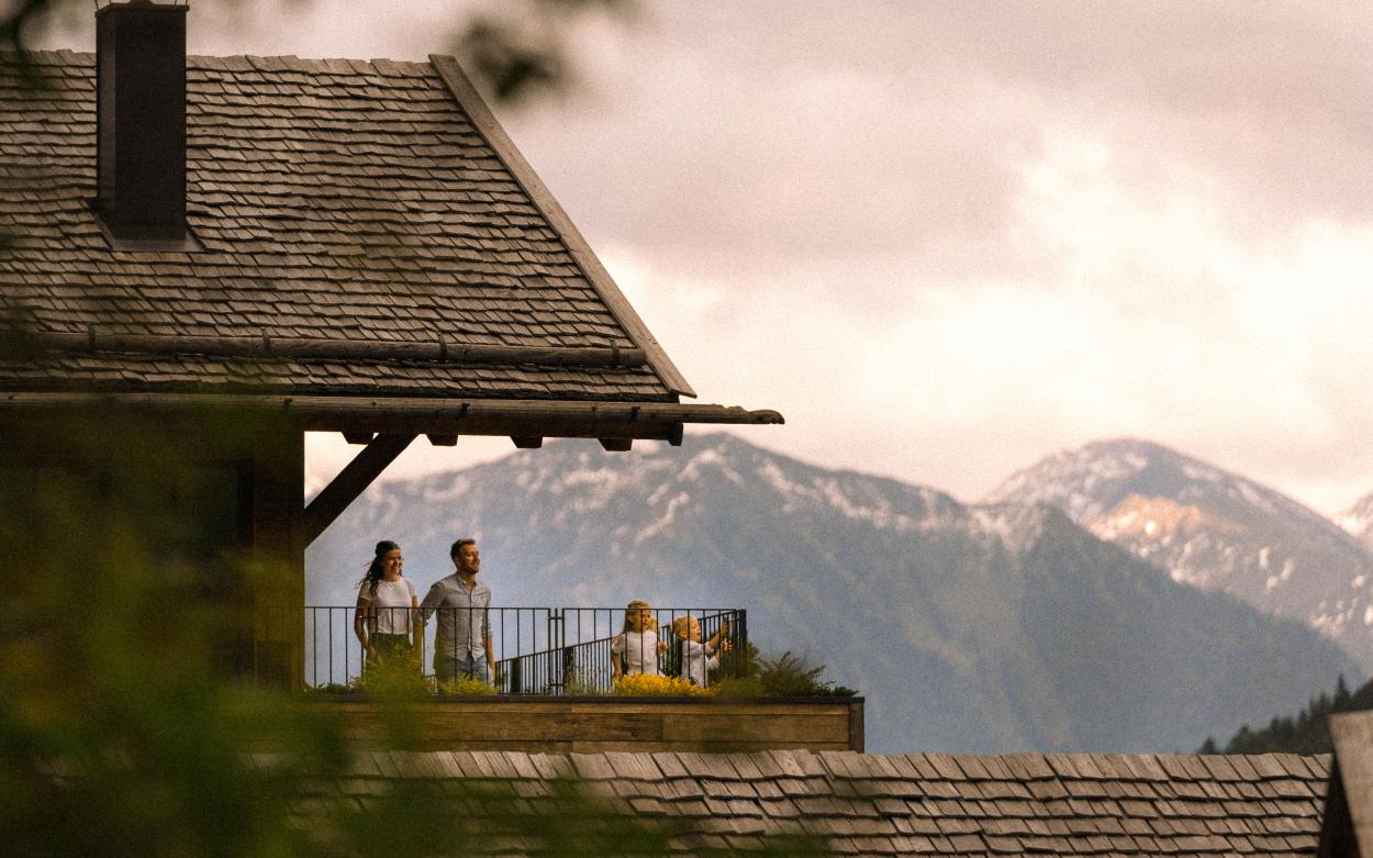 60% auf Ihr Chalet — Pfingsten gehört der ganzen Familie.