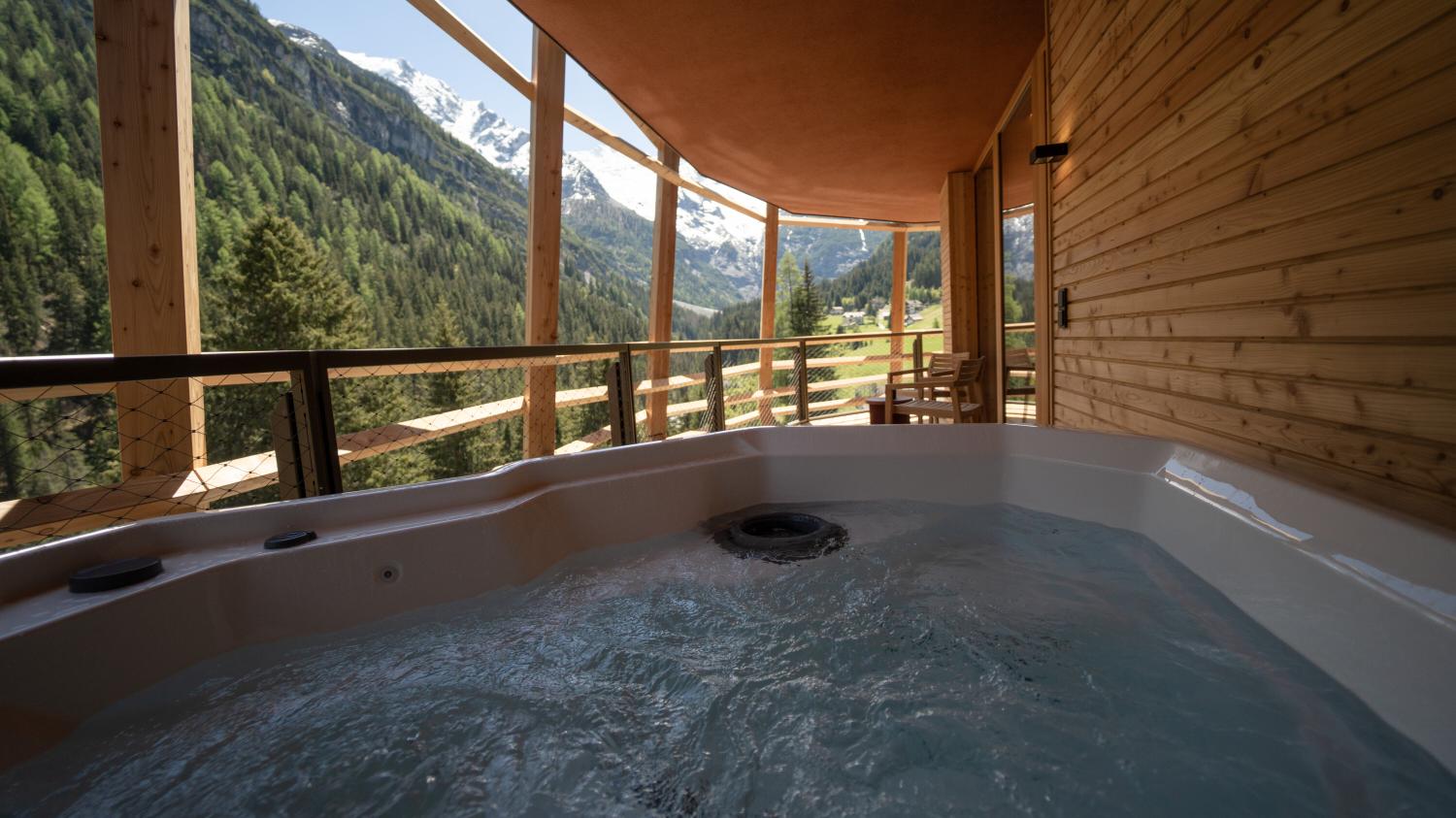 RIVER MELODY SPA SUITE