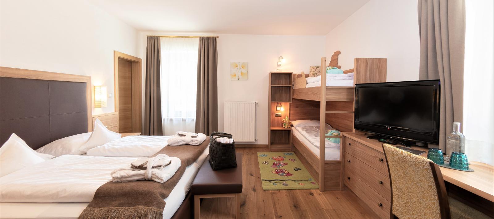 Family-Comfort-Vierbettzimmer