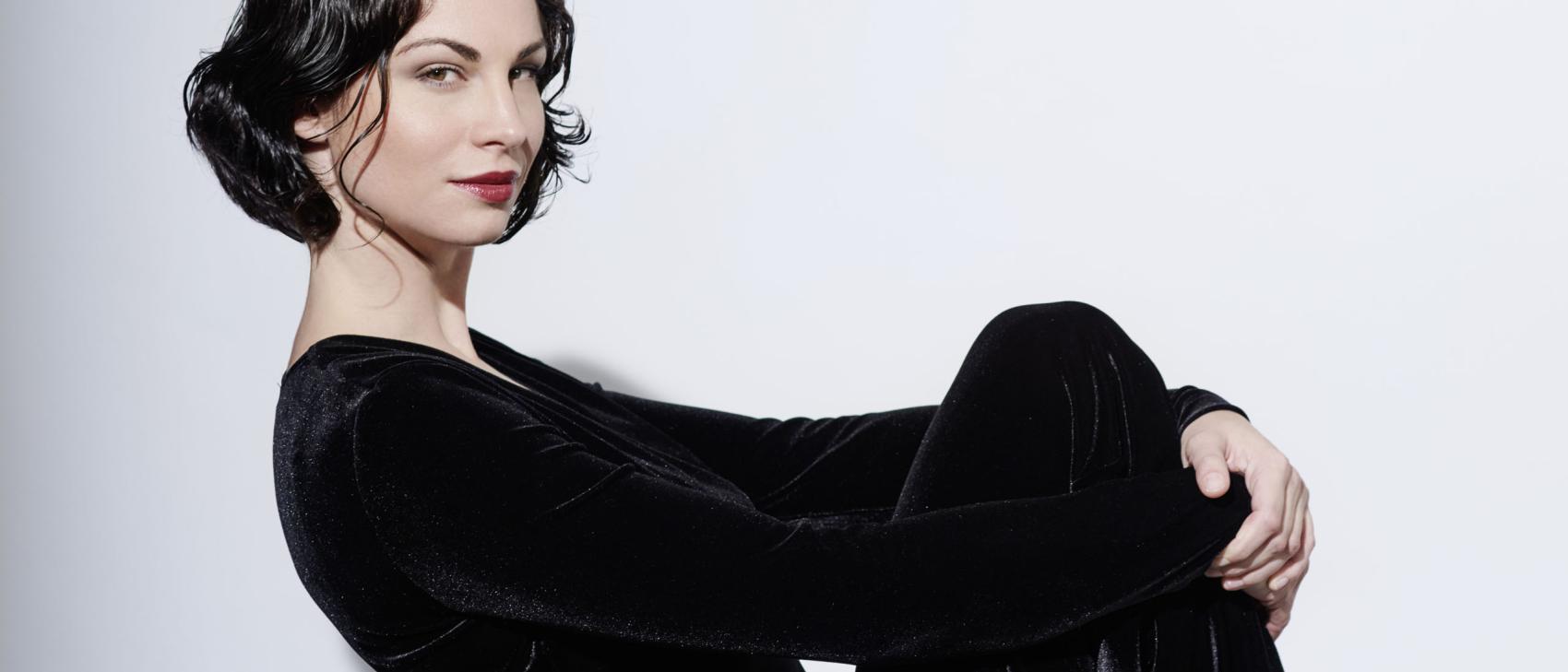 Krippenausstellung und „Nun singet und seid froh“