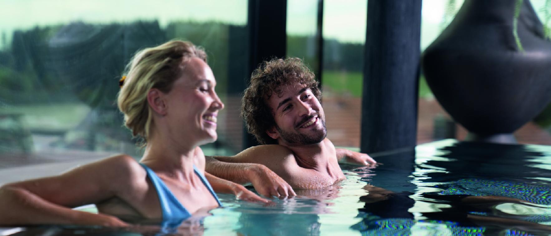 Erholsame Auszeit im Infinity-Innenpool