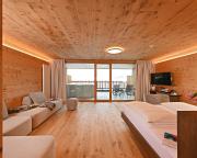 Luxury Suite with Terrace Mountain Sky