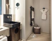 Small Luxury Room mountain view