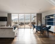 Lake Suite