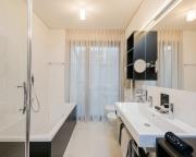 Black & White Suite