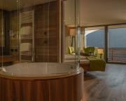 Suite Zypresse 3 floor