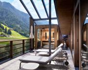 Sky Loft & Spa Suite