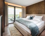 Small Luxury Room mountain view