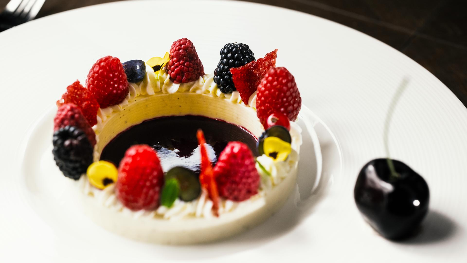 Chef de partie patisserie (immediately)