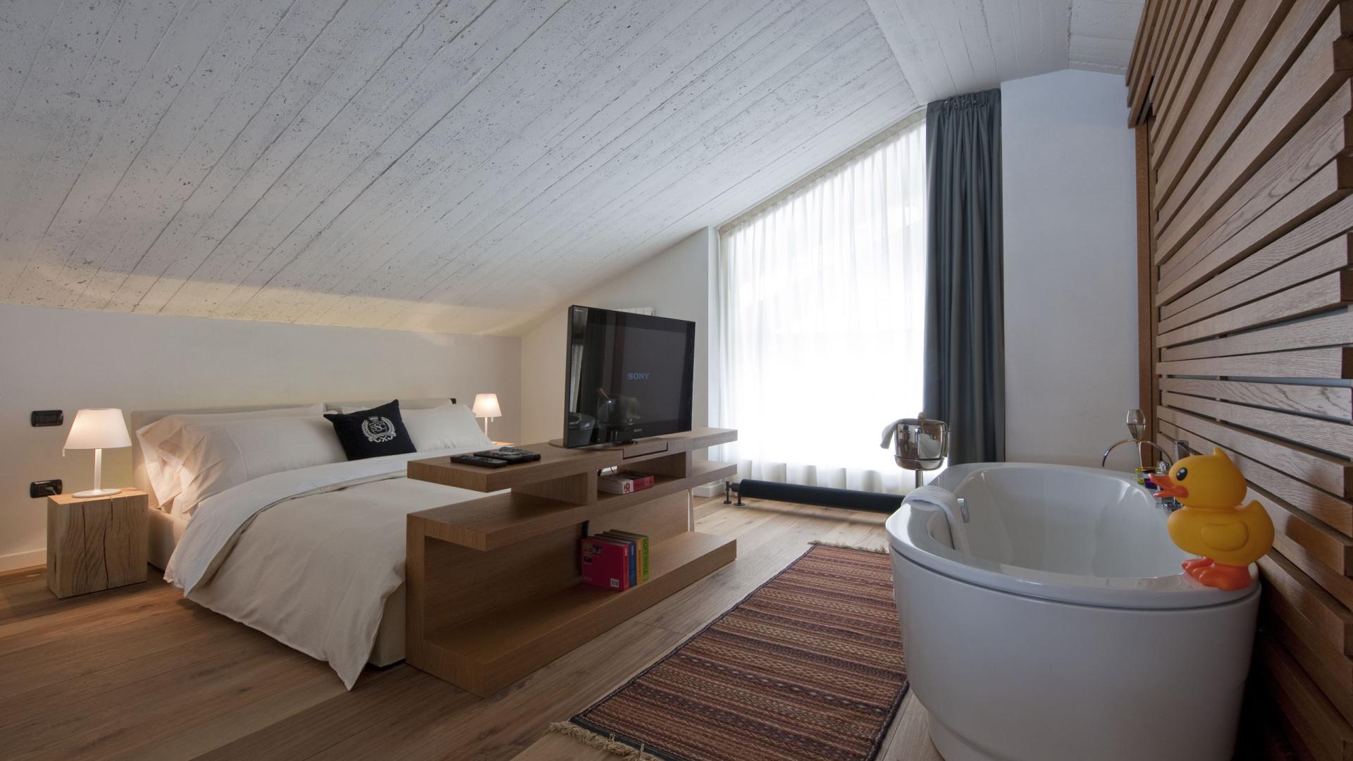 Loft Master Suite