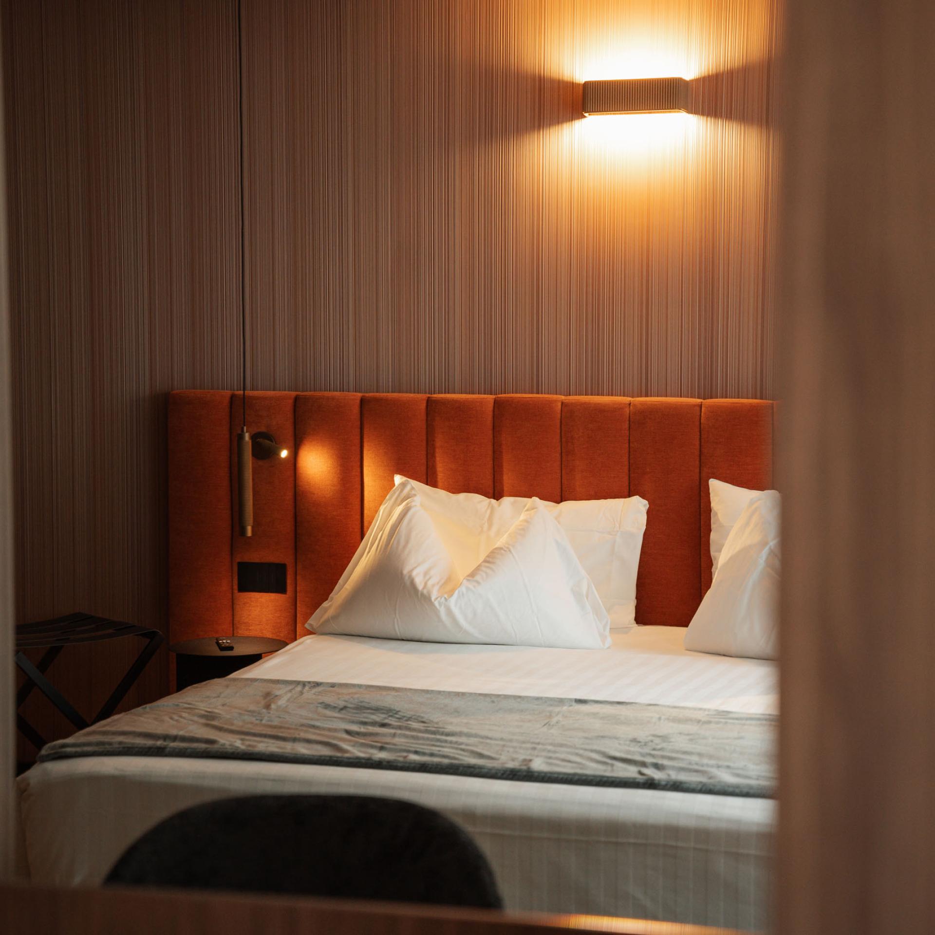 LOVE ROOM