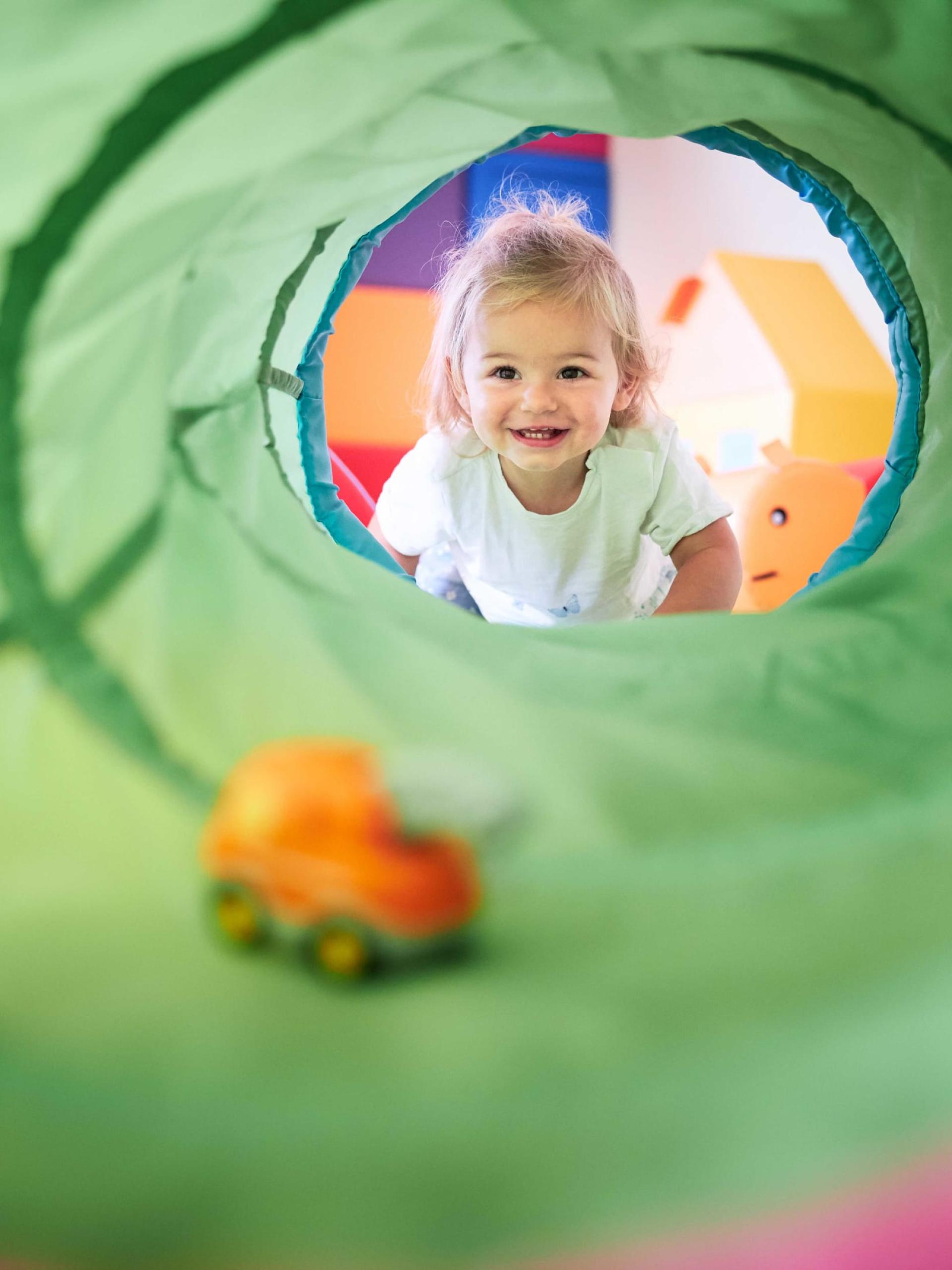 Bunter Spielbereich für Kinder im Familienresort Buchau