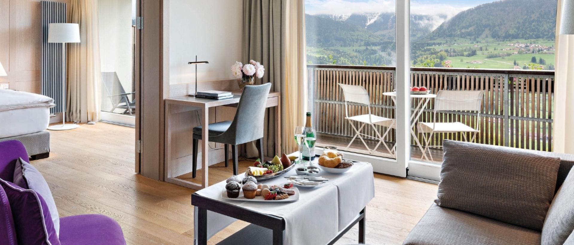 Wohnsuite im Allgäu Sonne mit Balkonblick auf die Berge