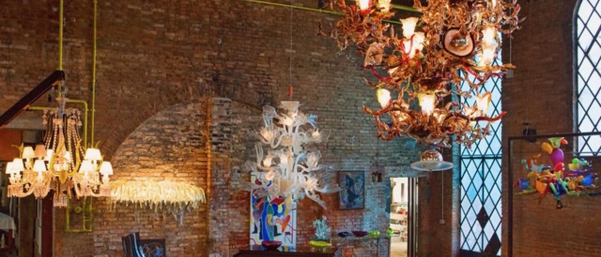 THE ART OF TIME - MURANO GLASS FACTORY