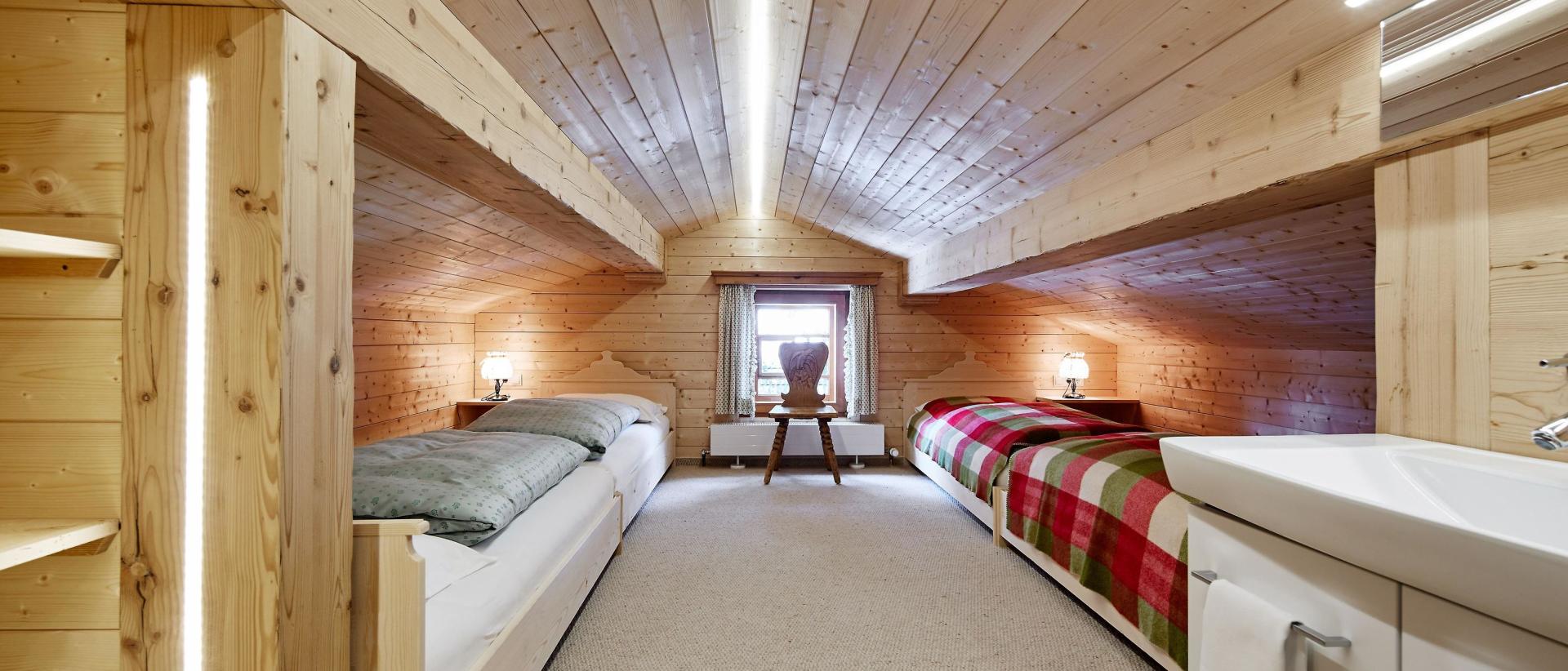 Chalet Säge