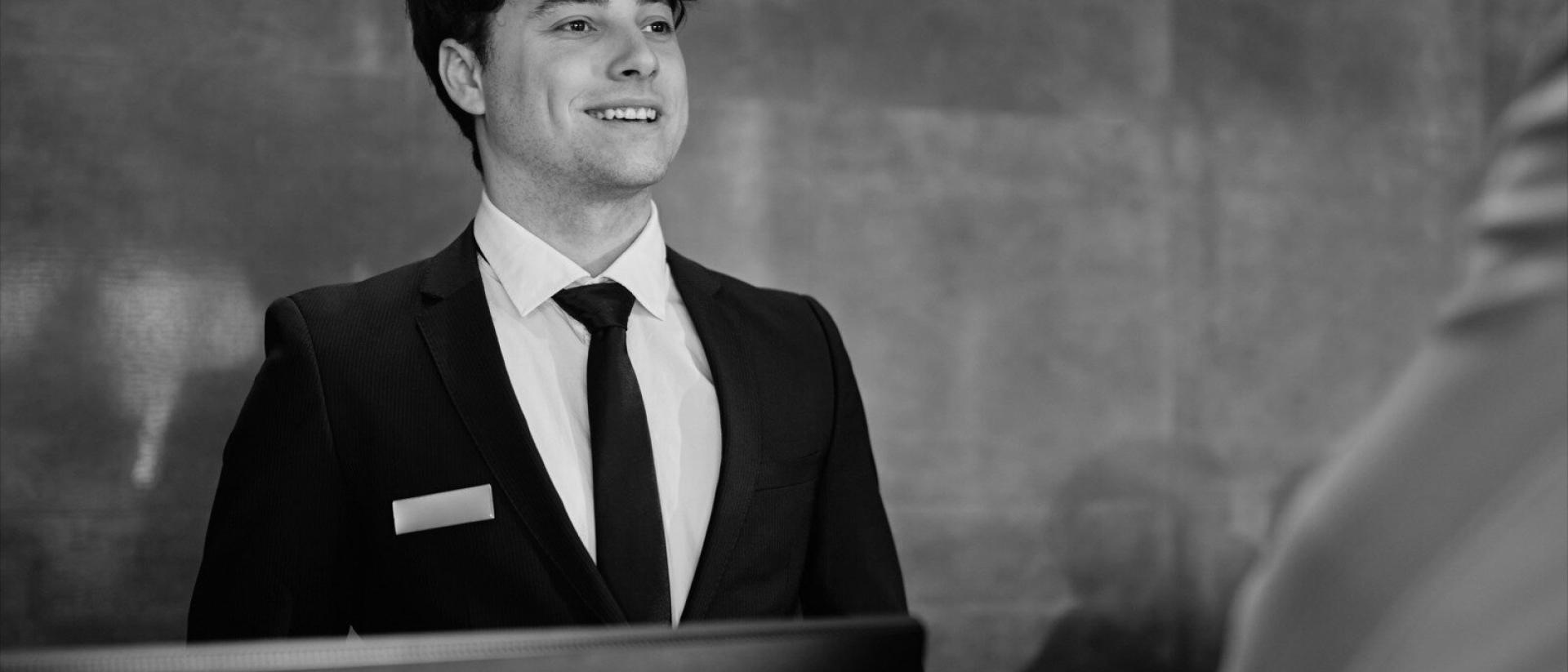 Nachtportier (m|w|d)