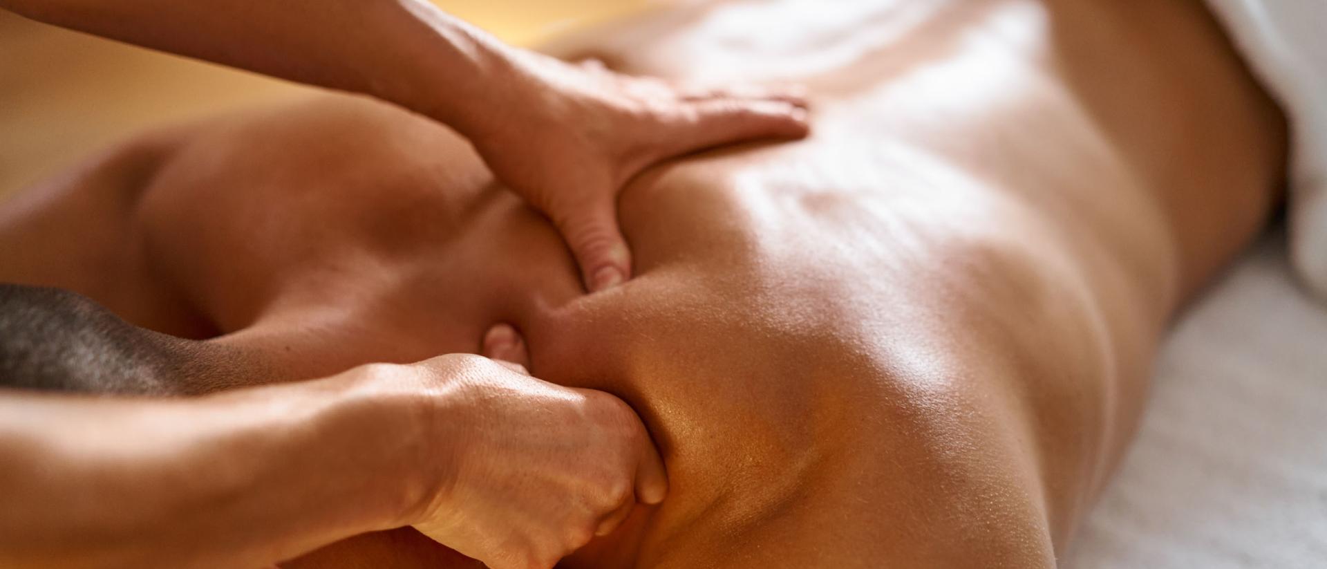 Massage im Hotel Reppert zur Entspannung des Rückens