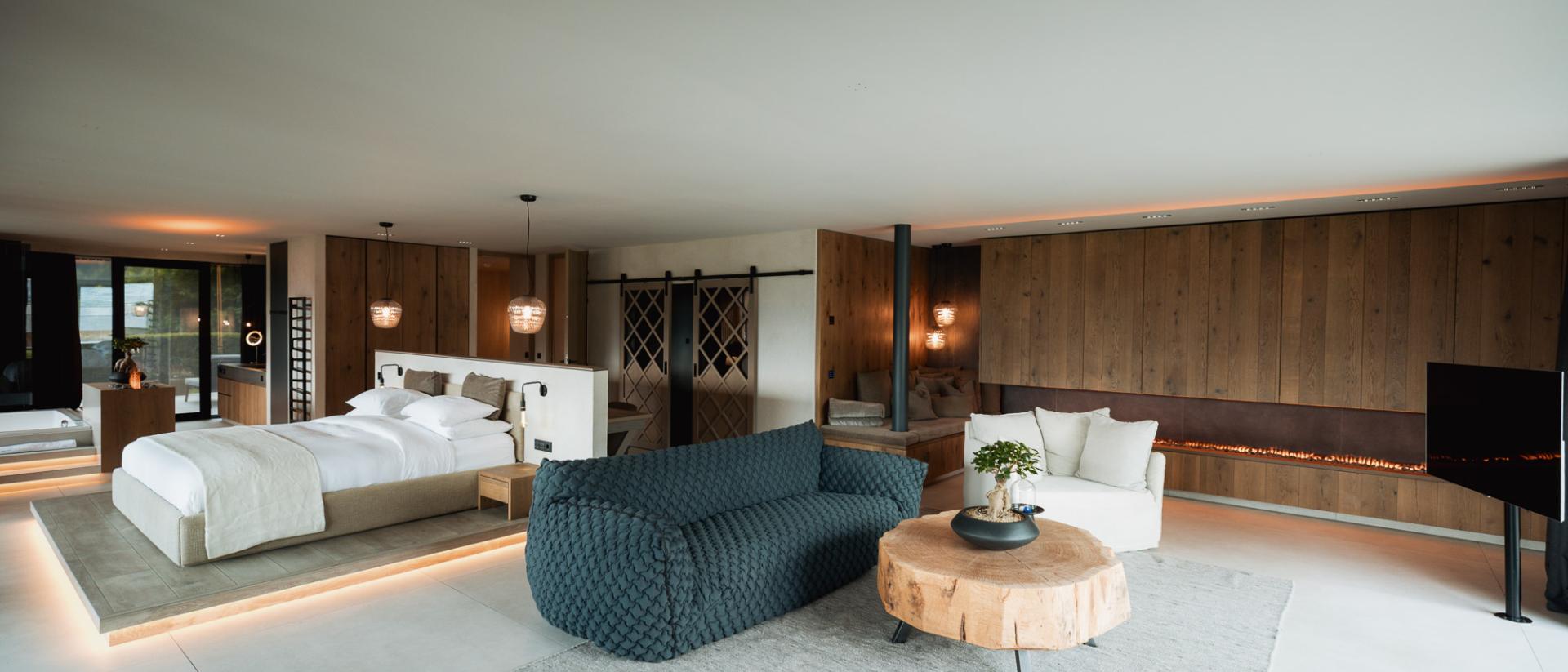 Camera da letto moderna con soggiorno nel Chalet Purmontes
