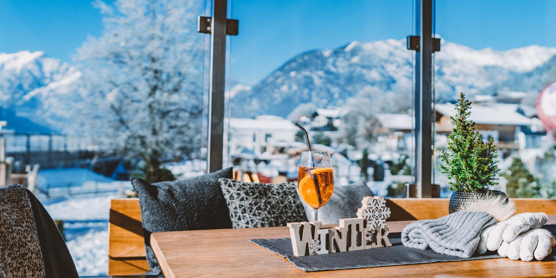 Enchanting winter for little angels 