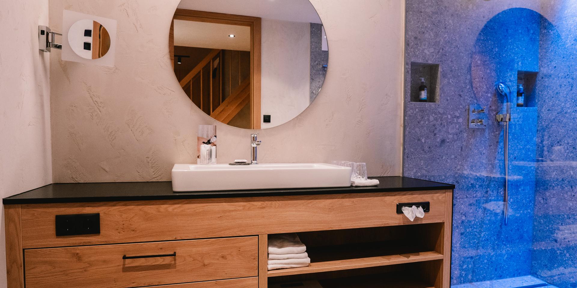 Penthouse Suite West