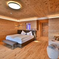 Luxury Suite with Terrace Mountain Sky