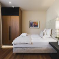 Suite double with seperate single room