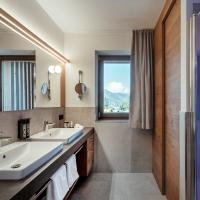 Family Panorama Suite