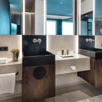 Luxury Superior Suite mountain view