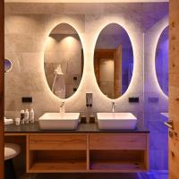 Luxury Suite with Terrace Mountain Sky