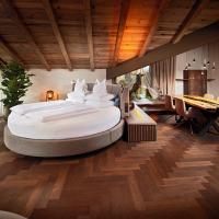 Sky Loft & Spa Suite