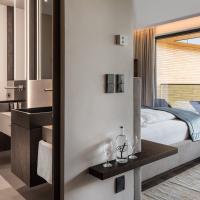 Luxury Superior Suite mountain view