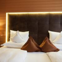Penthouse Suite II
