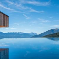 Pool Chalet  Sky
