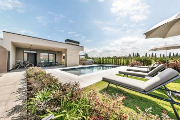 Lazise Pool Villa | Classique
