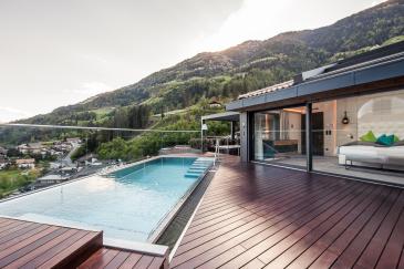 Sky-Chalet mit Sternwarte