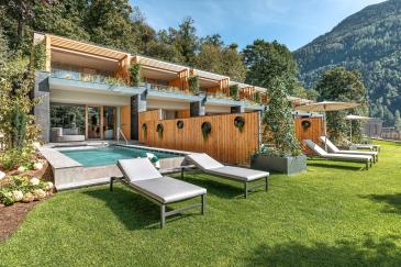 NEU 2025 - Relax Pool Suite