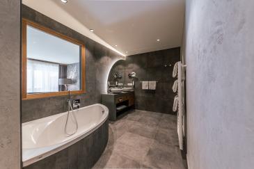 Suite Dolomiten (L)