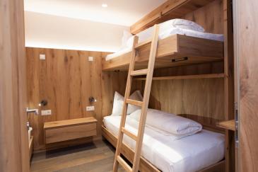 Royal Garden Suite (RGH)