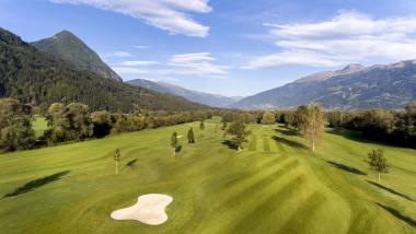 Golfplatz mit Bergblick nahe Hotel Moarhof