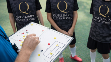 FUSSBALLCAMP-PAKET -FAMILIENURLAUB TRIFFT FUSSBALLFIEBER