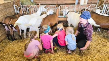 Familienurlaub auf dem Bauernhof – Unvergessliche Wintererlebnisse für Groß & Klein