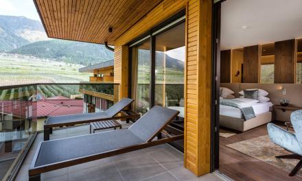 Romantic Suite mountain view