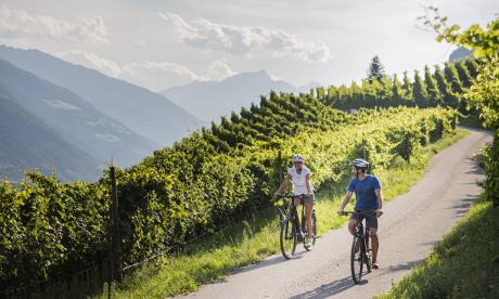Giornate e-bike "Land & People" per ciclisti da diporto nella regione di Merano